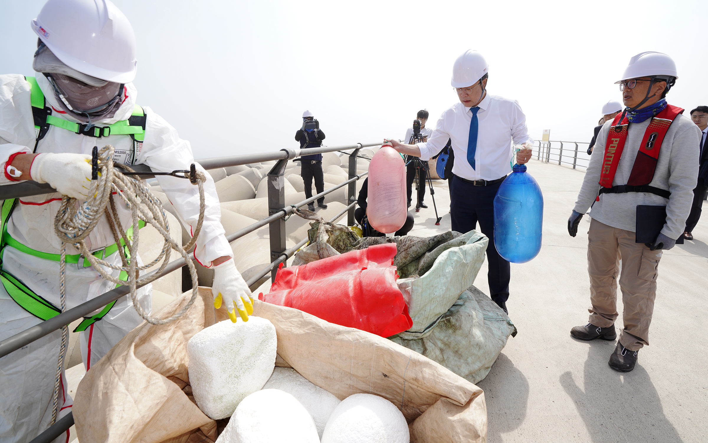 한림항 해양쓰레기 수거 현장점검(24